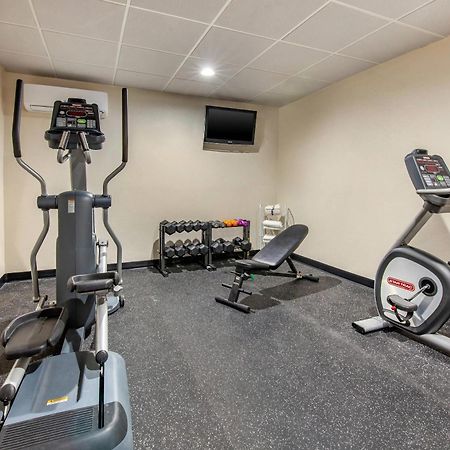 Quality Inn New London Buitenkant foto