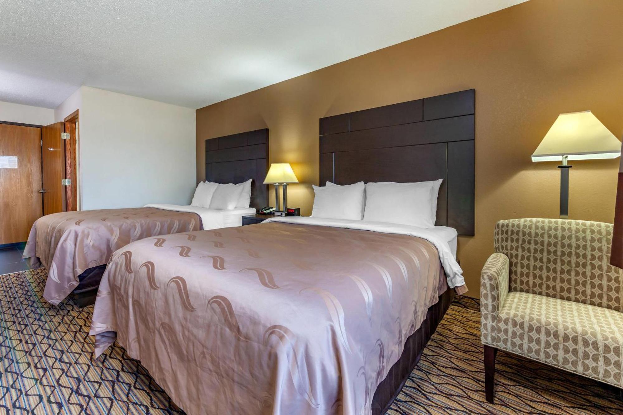 Quality Inn New London Buitenkant foto